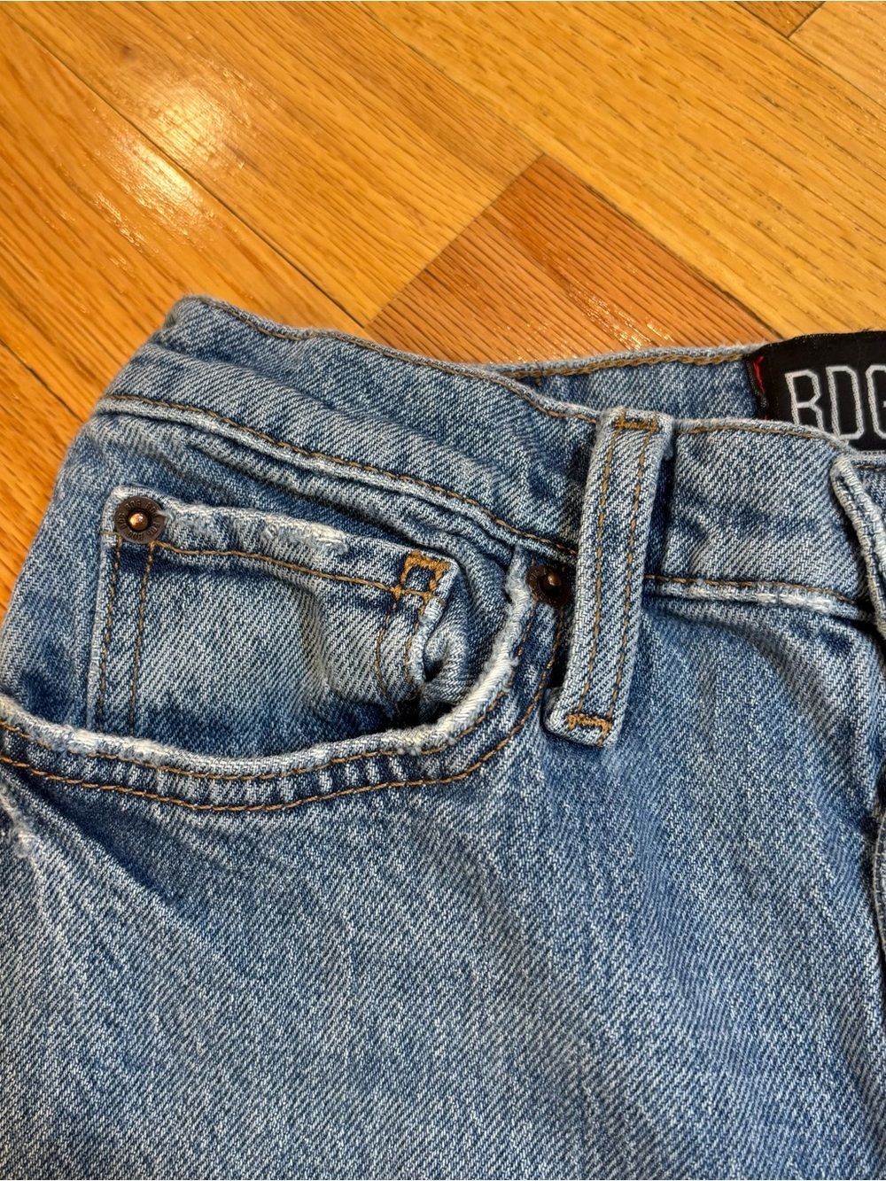 BDG Urban Outfitters, Wide-Leg High-Rise Jeans, Vintage Blue Denim, 25, Size 0 - Picture 7 of 15
